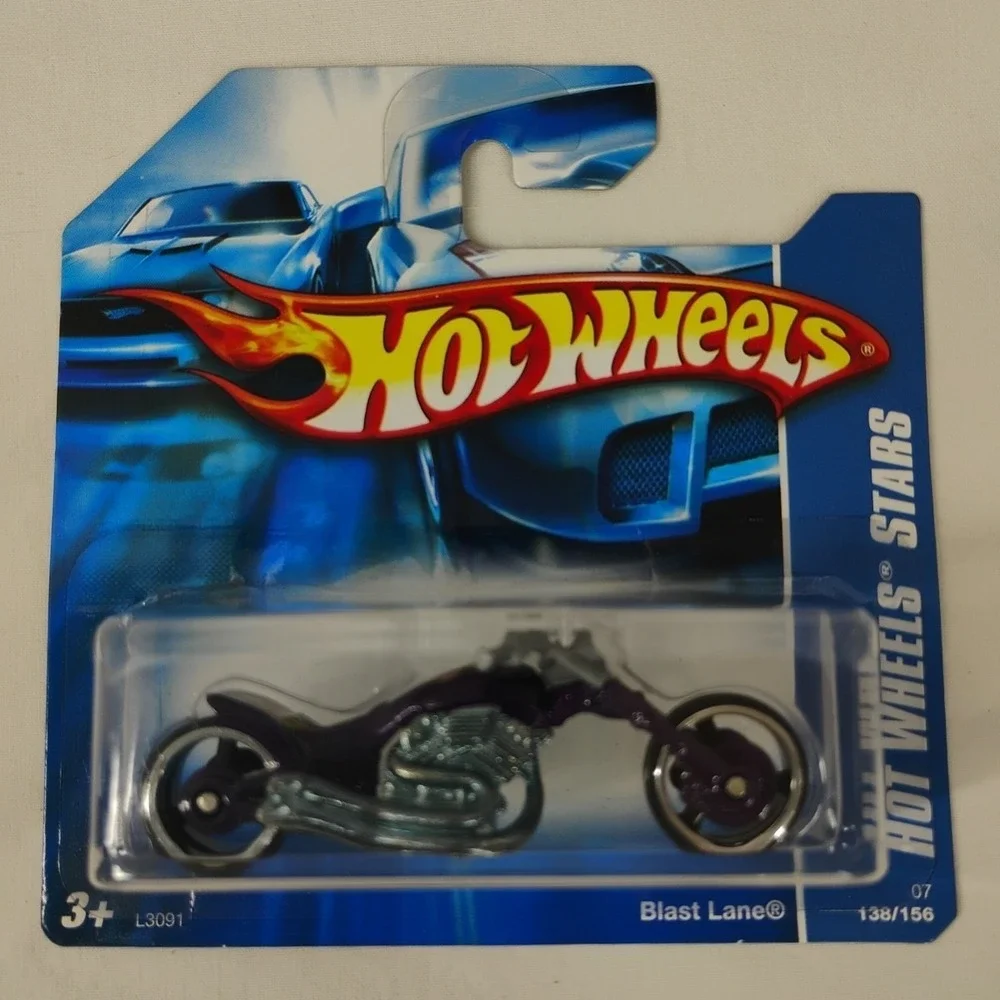 2007 Hot Wheels Stars #138 Blast Lane PURPLE Motorcycle‎ Short Card